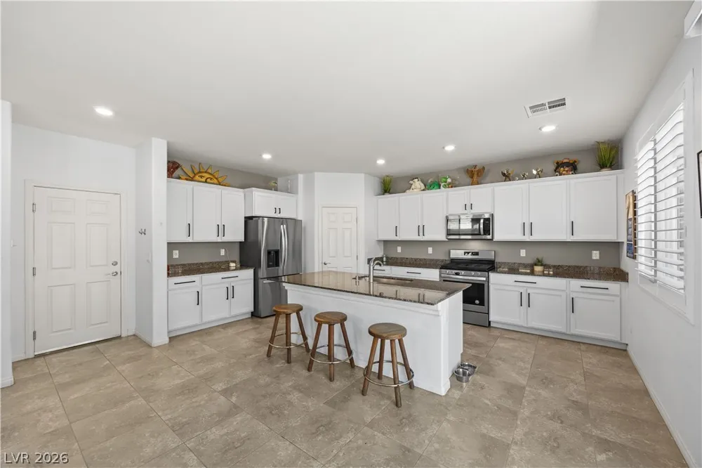 4424 Stardusk Falls Avenue North Las Vegas, NV 89084
