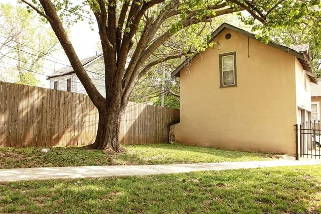 1303 E 17th Place Tulsa, OK 74120