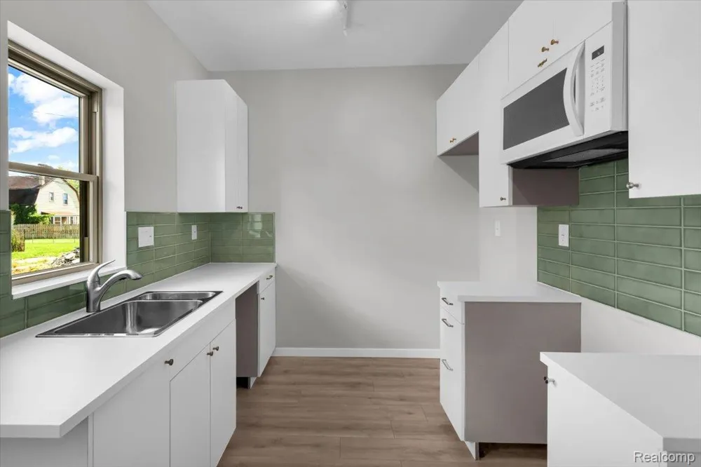 6172 16th Street Detroit City, MI 48208