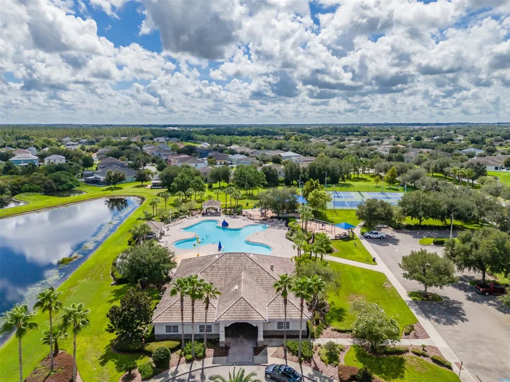 12206 FAIRLAWN Riverview, FL 33579