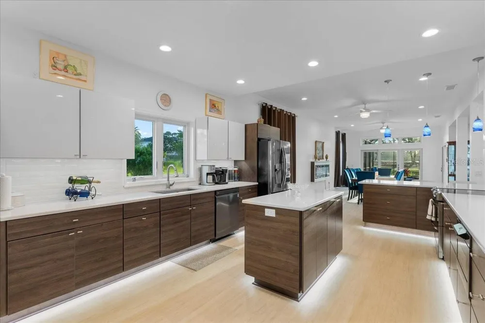 13 BAY POINT DRIVE Ormond Beach, FL 32174