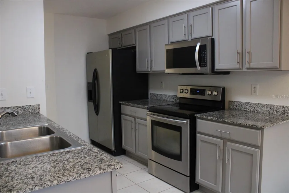7840 CARRIAGE POINTE DRIVE Gibsonton, FL 33534