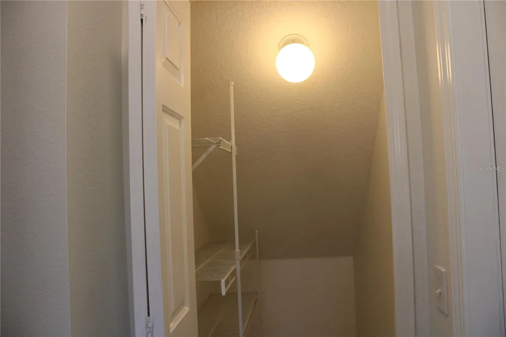 7840 CARRIAGE POINTE DRIVE Gibsonton, FL 33534