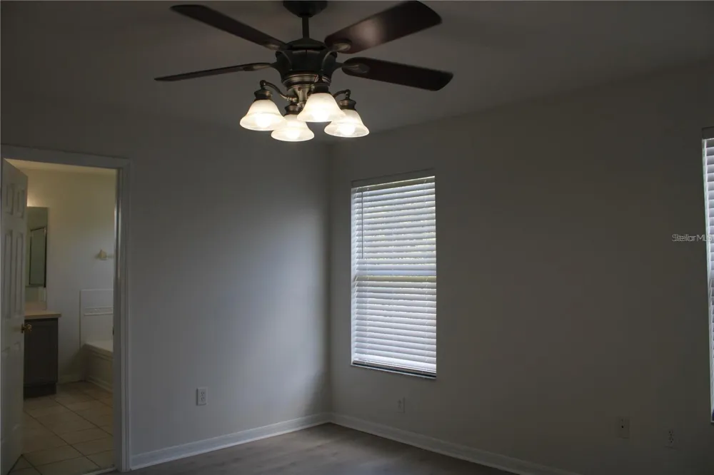 7840 CARRIAGE POINTE DRIVE Gibsonton, FL 33534
