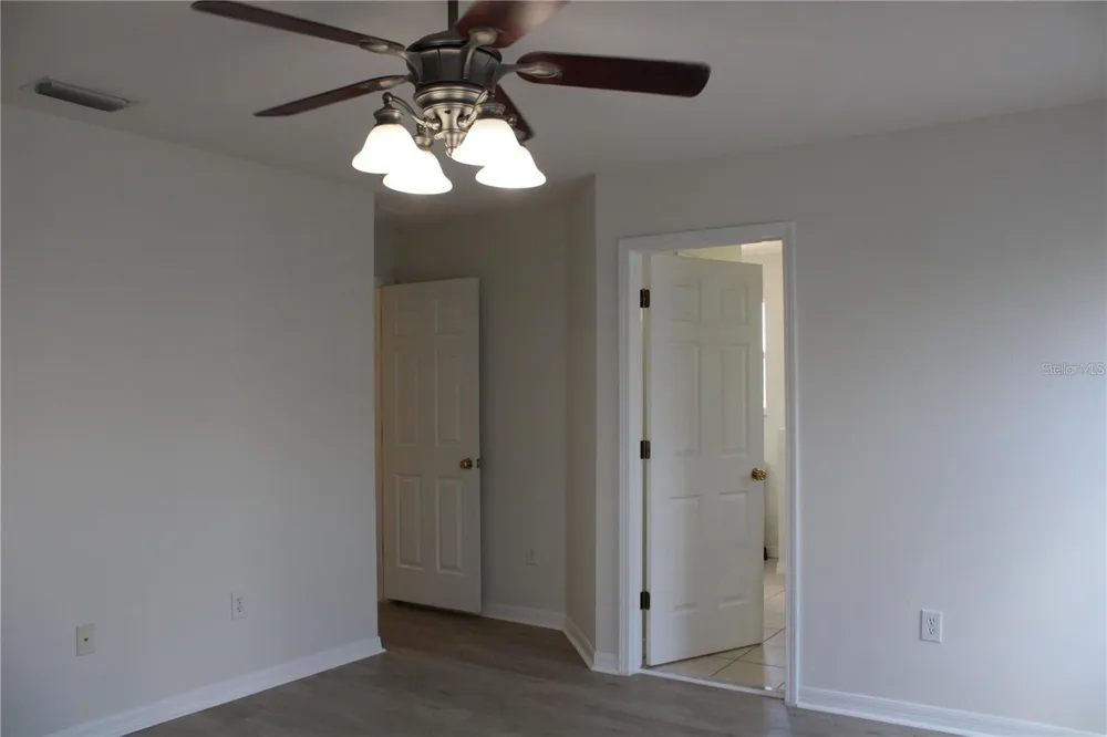 7840 CARRIAGE POINTE DRIVE Gibsonton, FL 33534