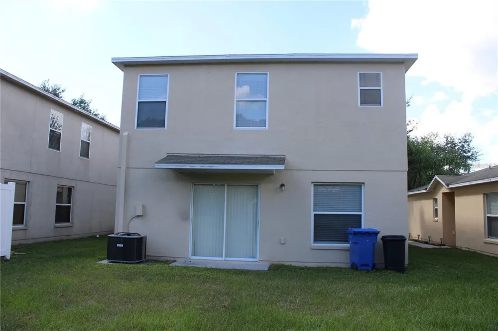7840 CARRIAGE POINTE DRIVE Gibsonton, FL 33534