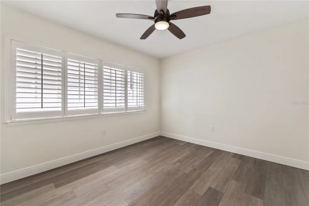 5009 W NEPTUNE WAY Tampa, FL 33609