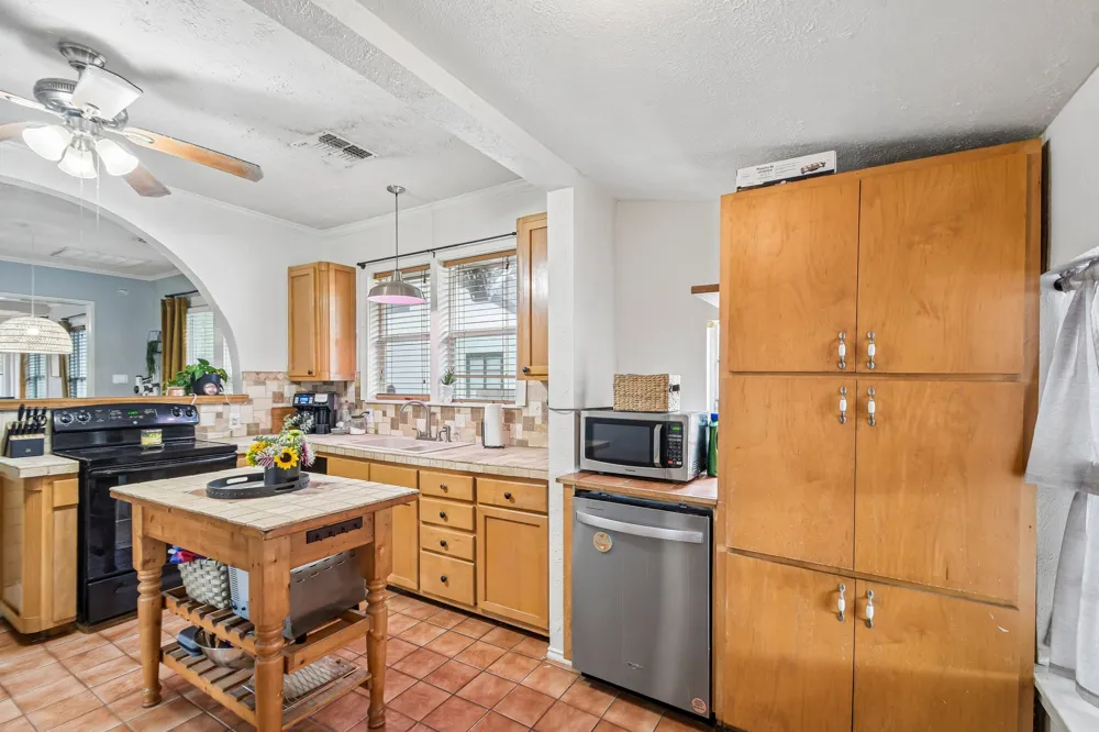 802 Hudgins Street Smithville, TX 78957