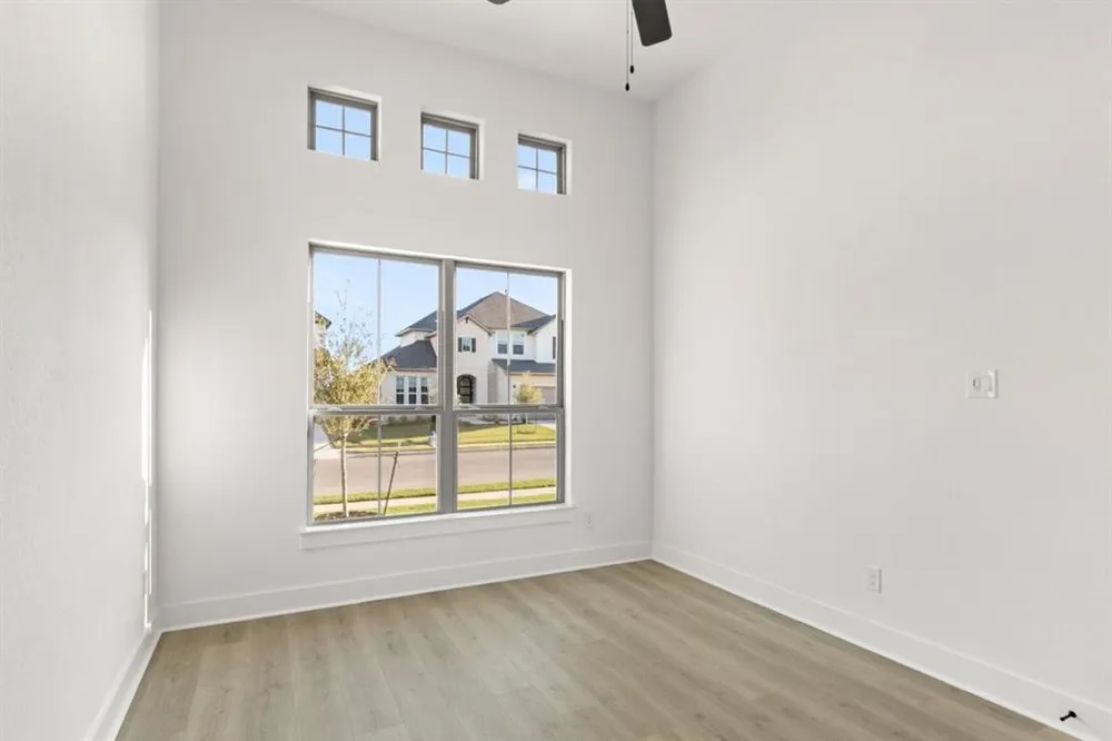 373 Hollister Drive Liberty Hill, TX 78642