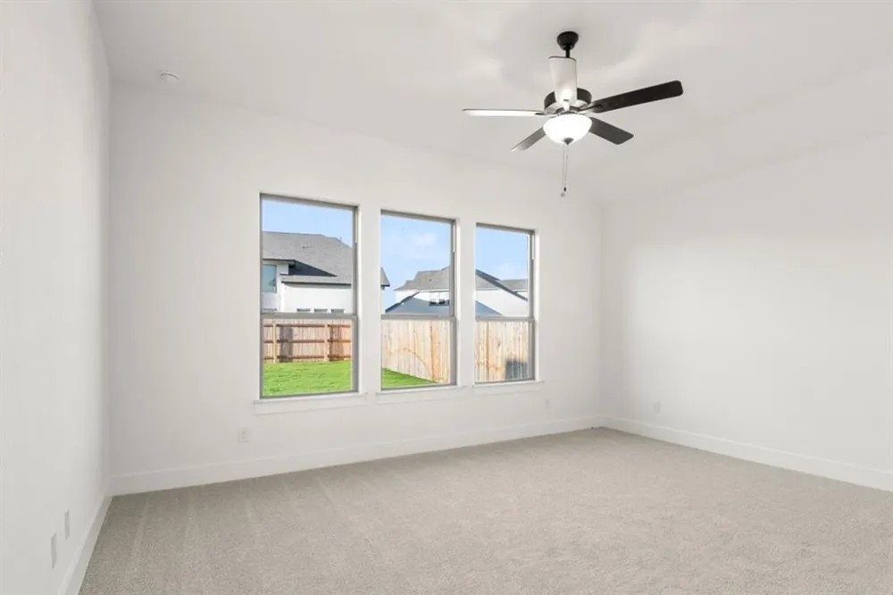 373 Hollister Drive Liberty Hill, TX 78642