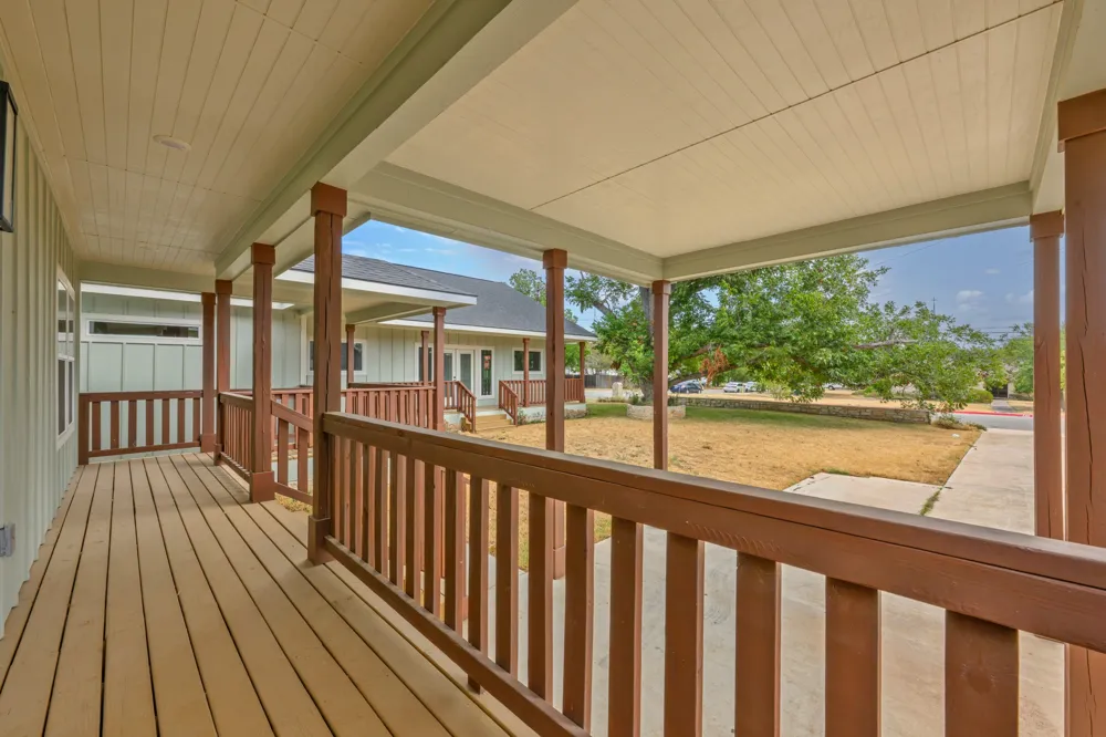 2102 S Church Street Georgetown, TX 78626