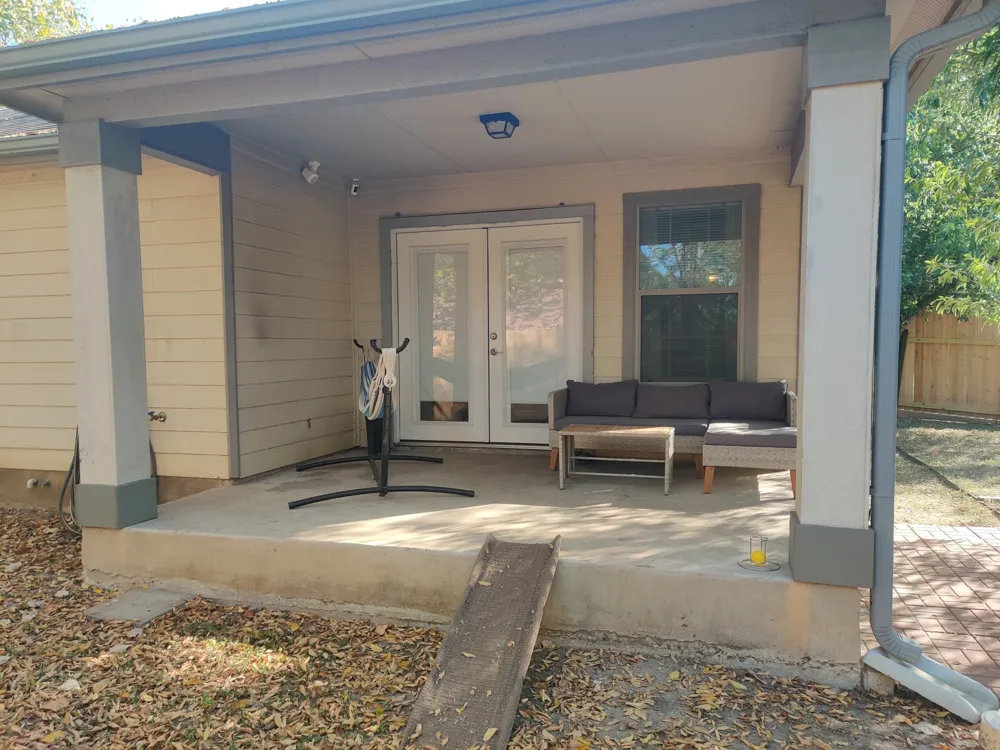 6400 Ken Caryl Drive Austin, TX 78747