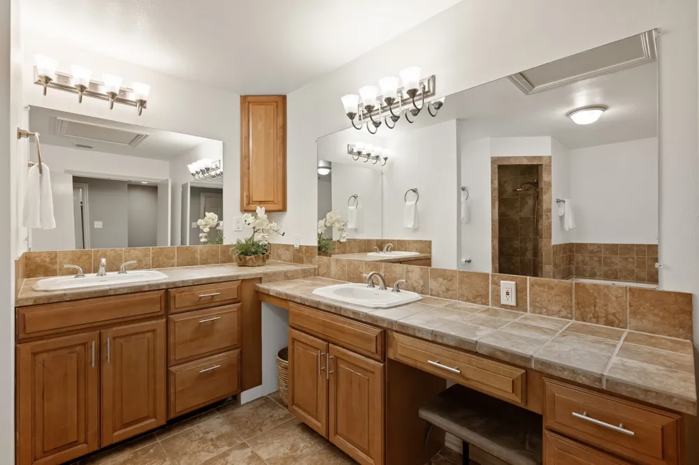 224 Hurst Creek Road Lakeway, TX 78734