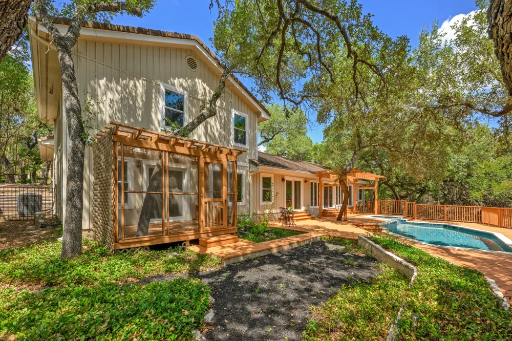 224 Hurst Creek Road Lakeway, TX 78734