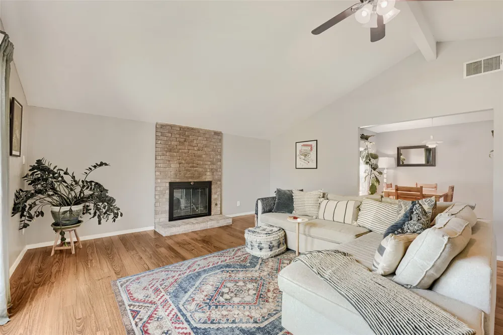 215 Cloudview Drive Austin, TX 78745