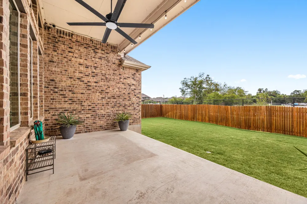 602 Pulitzer Drive Hutto, TX 78634