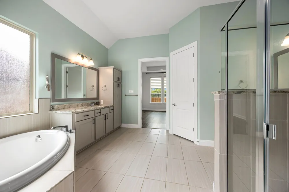 602 Pulitzer Drive Hutto, TX 78634