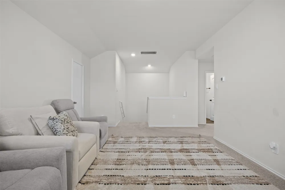 310 Richland Drive Lockhart, TX 78644