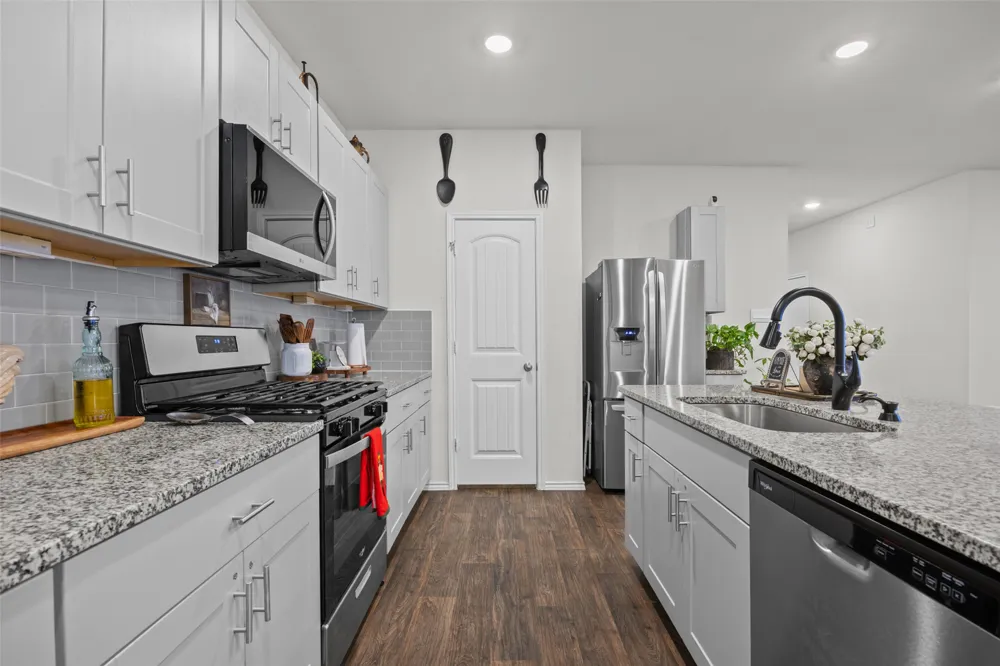 310 Richland Drive Lockhart, TX 78644