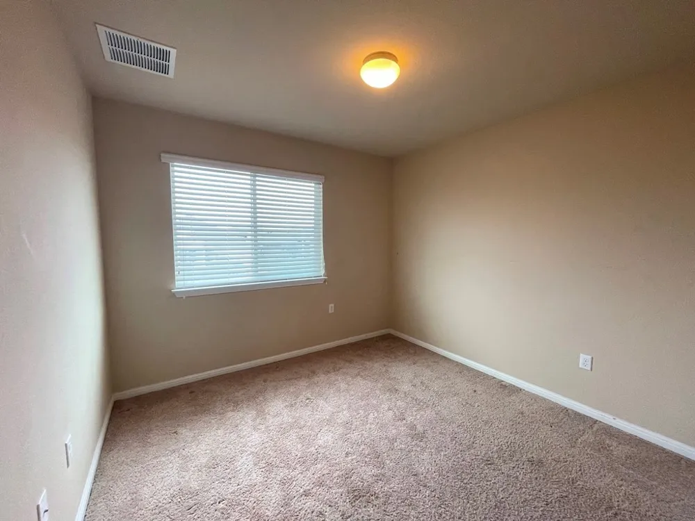 120 Kingfisher Lane Kyle, TX 78640