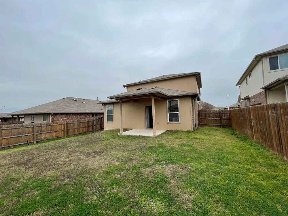 120 Kingfisher Lane Kyle, TX 78640