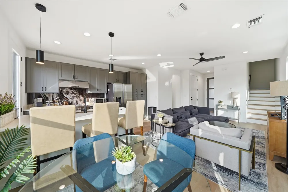 2216 Yellow Jacket Lane #1 Austin, TX 78741