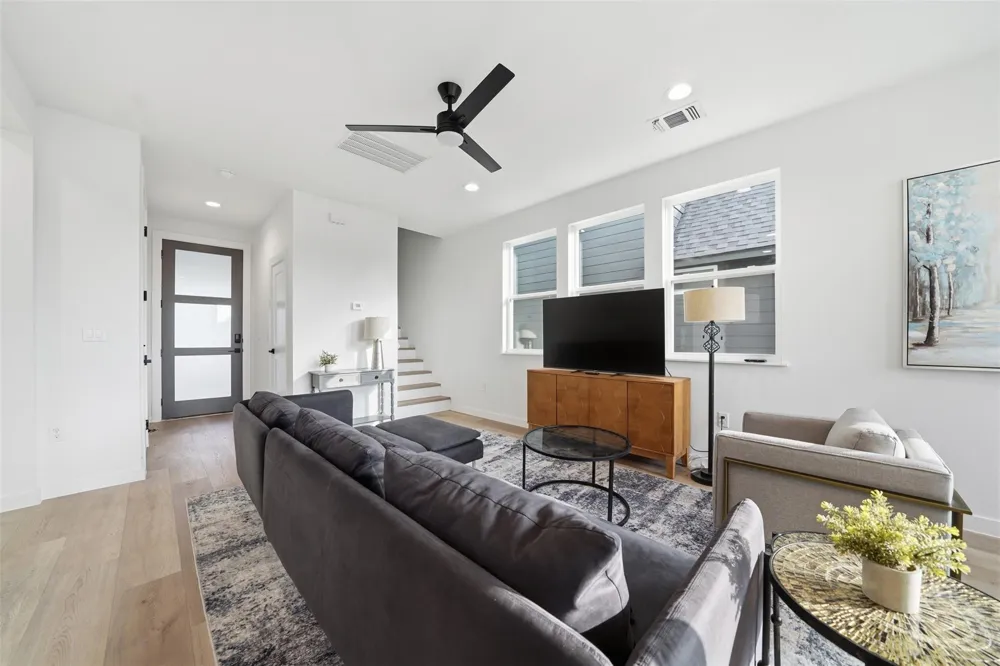 2216 Yellow Jacket Lane #1 Austin, TX 78741