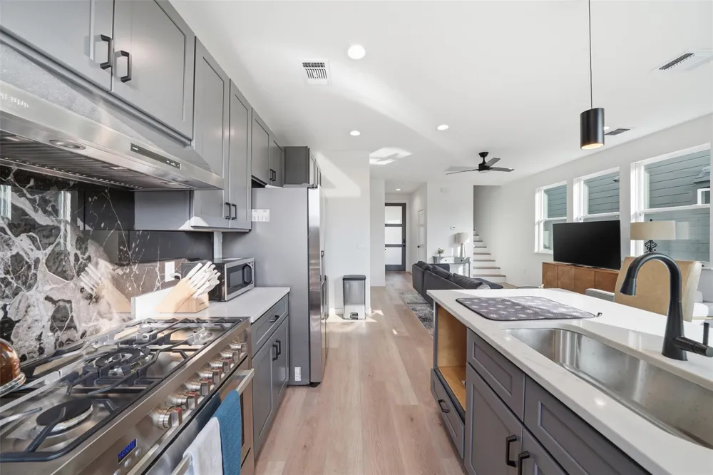 2216 Yellow Jacket Lane #1 Austin, TX 78741