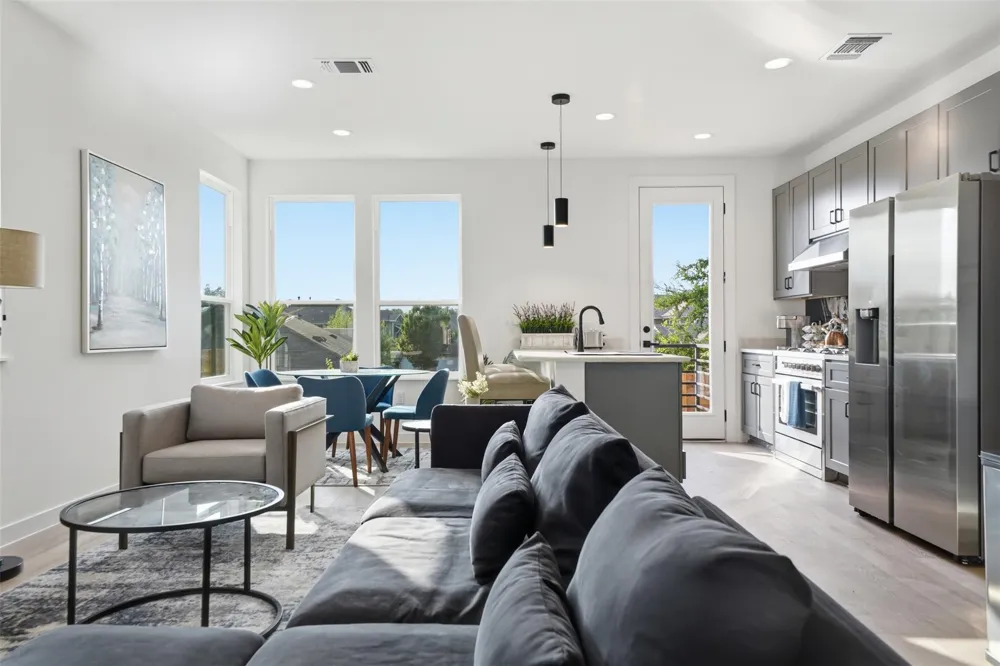 2216 Yellow Jacket Lane #1 Austin, TX 78741