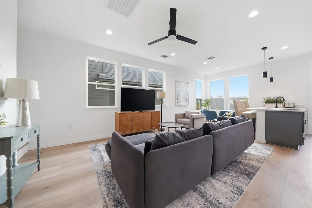 2216 Yellow Jacket Lane #1 Austin, TX 78741