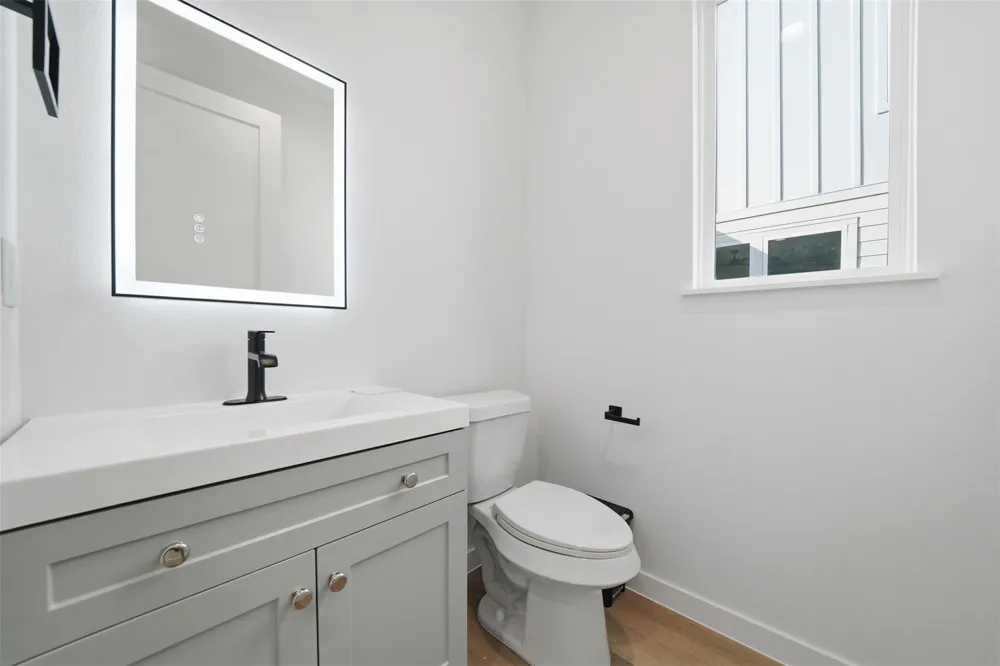 2216 Yellow Jacket Lane #1 Austin, TX 78741