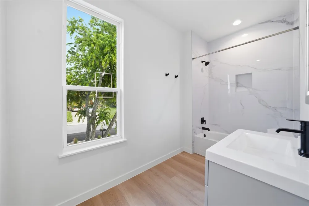 2216 Yellow Jacket Lane #1 Austin, TX 78741