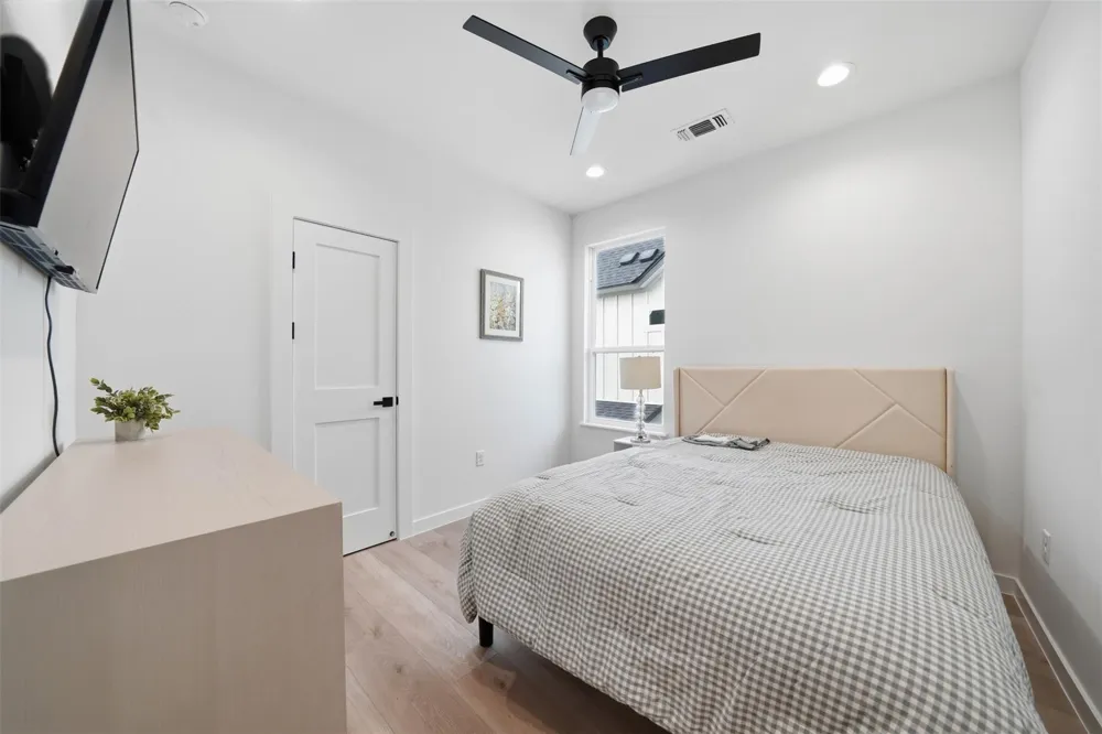 2216 Yellow Jacket Lane #1 Austin, TX 78741
