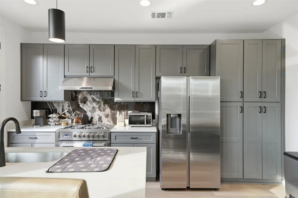 2216 Yellow Jacket Lane #1 Austin, TX 78741