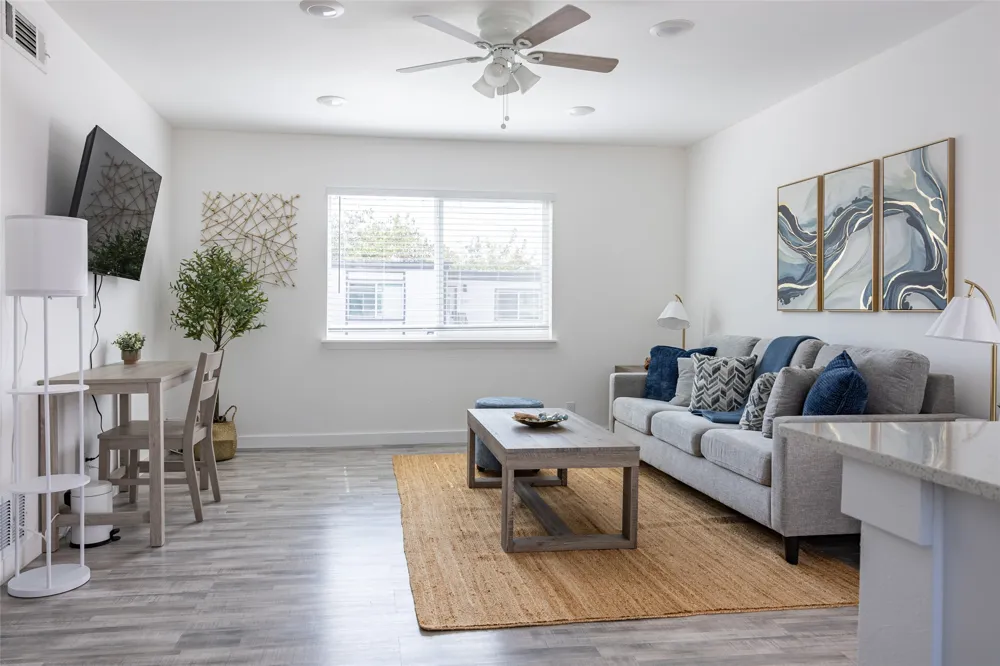 1200 E 52nd Street #202A Austin, TX 78723