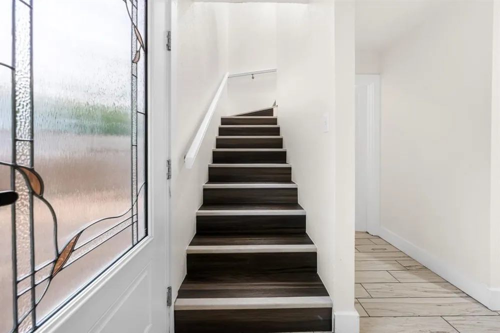 2806 Skyway Circle #101 Austin, TX 78704