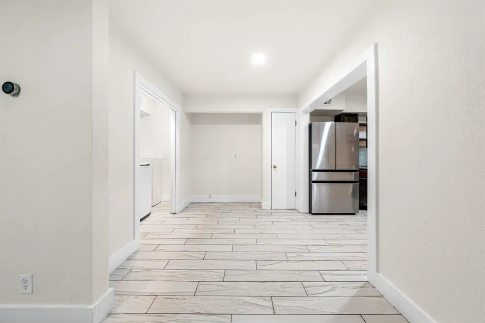 2806 Skyway Circle #101 Austin, TX 78704