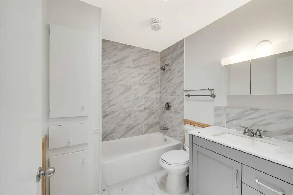 2806 Skyway Circle #101 Austin, TX 78704