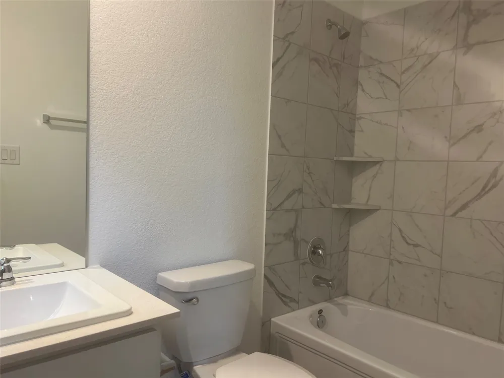 539 Avre Loop Kyle, TX 78640
