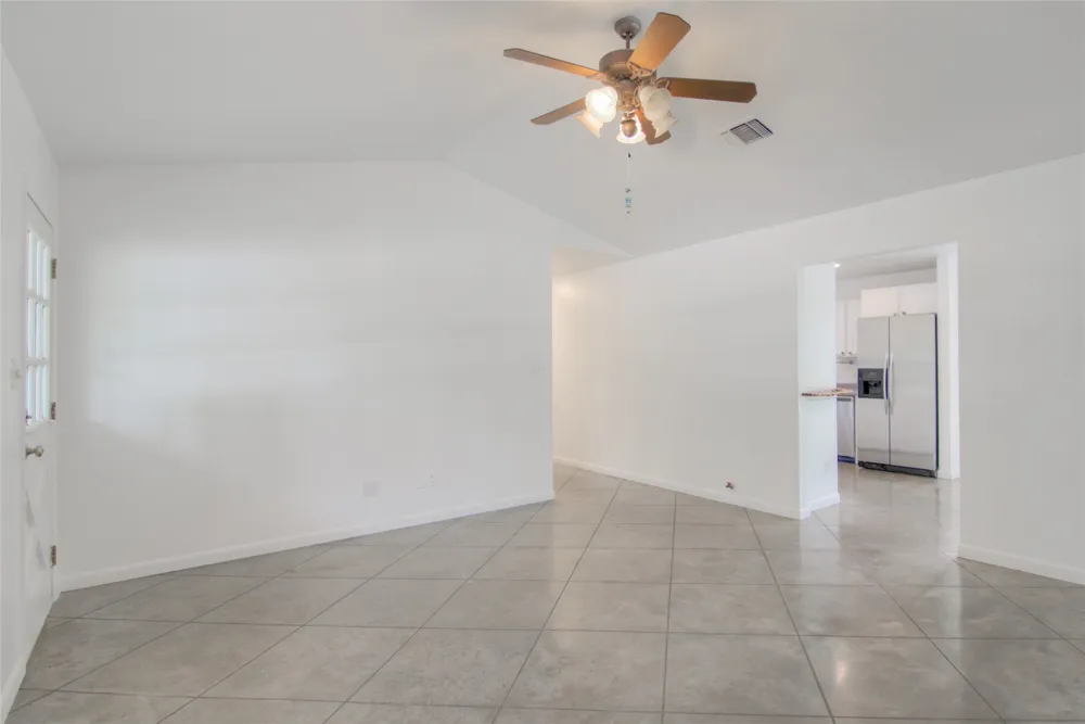 1400 Lazy Creek Lane Blanco, TX 78606