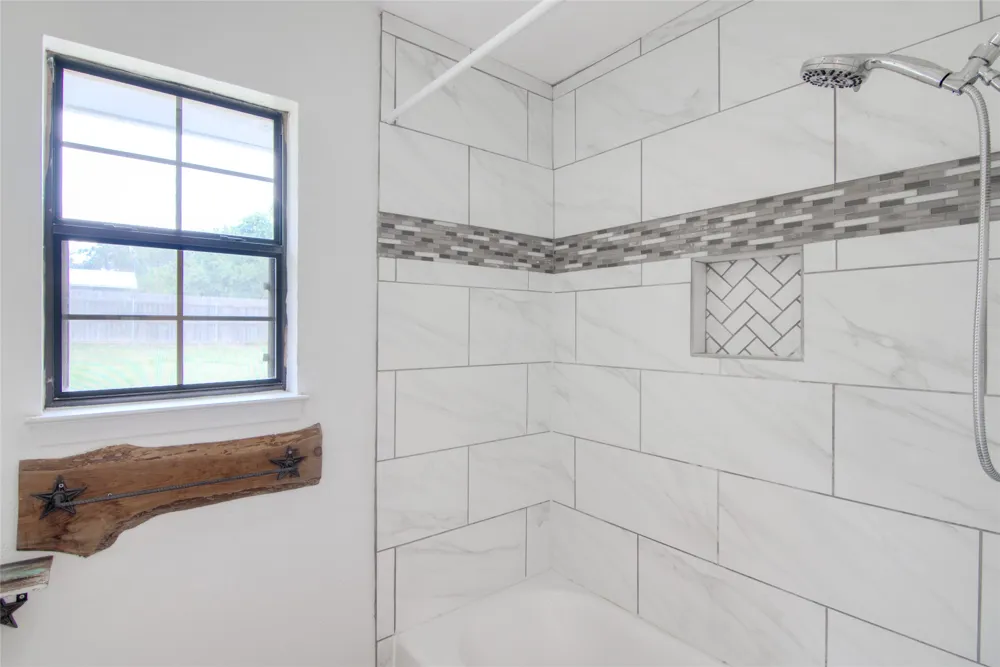 1400 Lazy Creek Lane Blanco, TX 78606