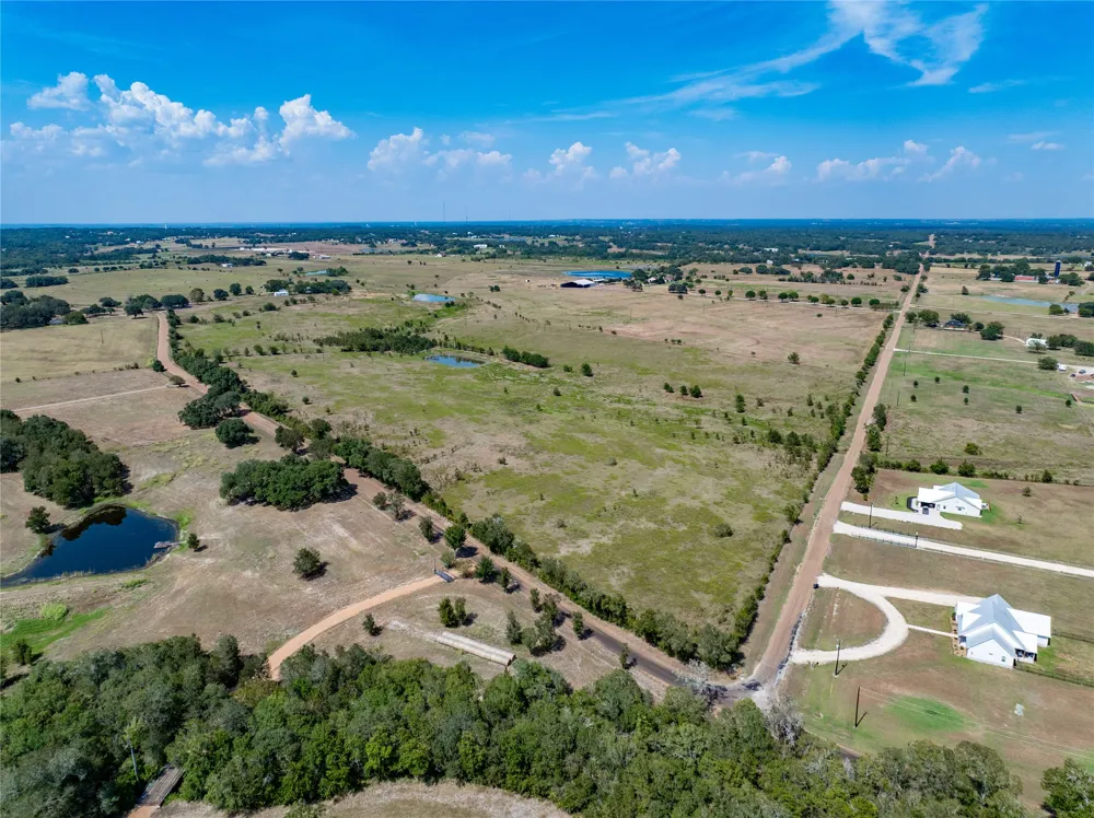 4 Guenther Road La Grange, TX 78945