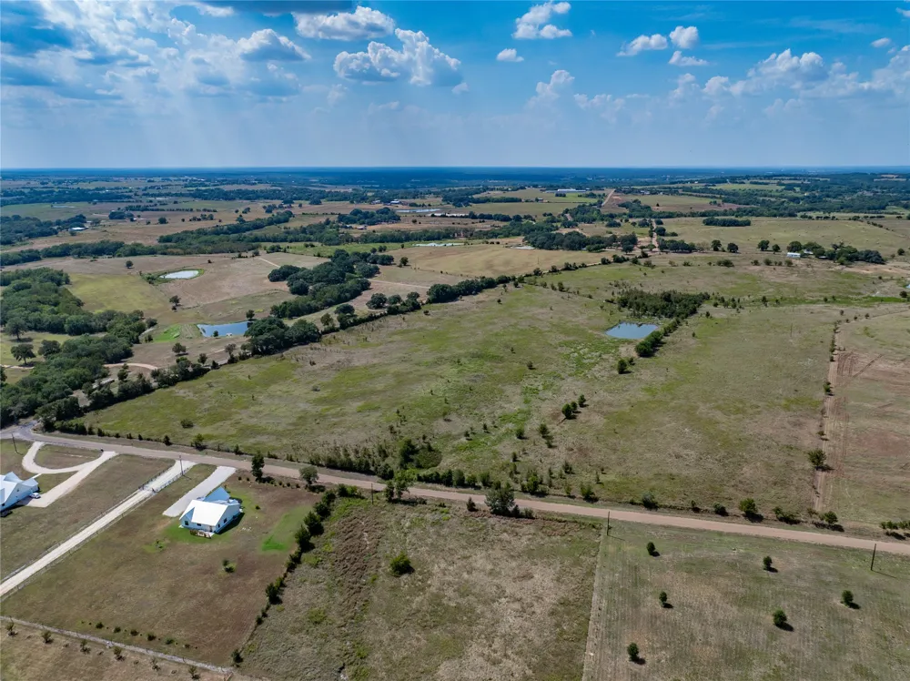 4 Guenther Road La Grange, TX 78945