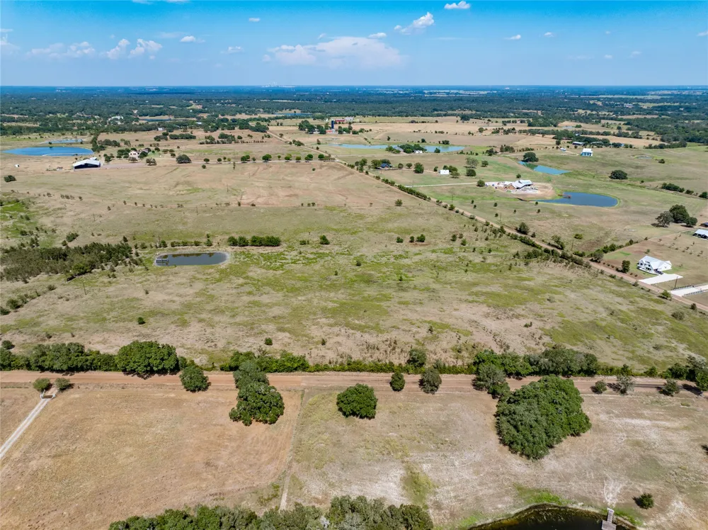 4 Guenther Road La Grange, TX 78945