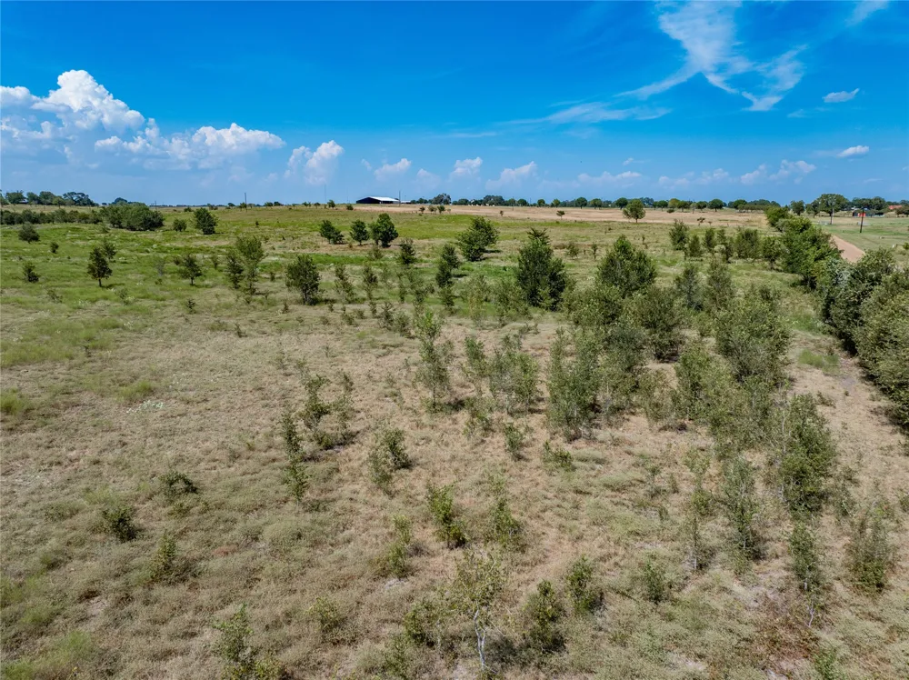 4 Guenther Road La Grange, TX 78945