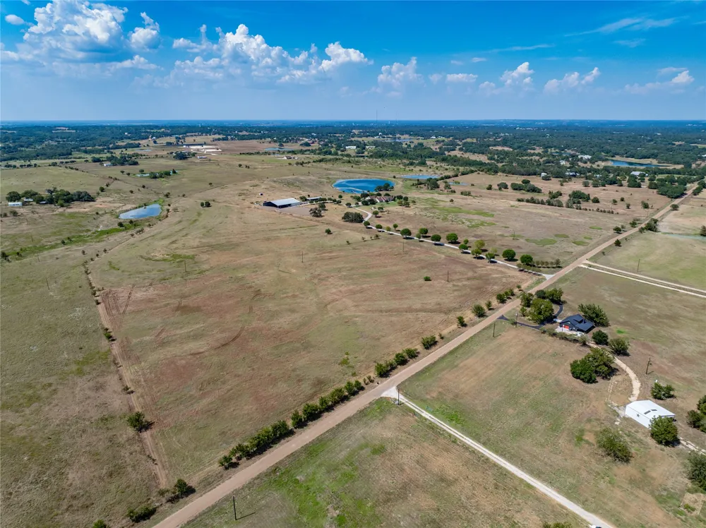 4 Guenther Road La Grange, TX 78945