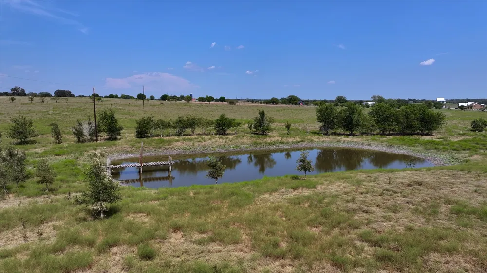 4 Guenther Road La Grange, TX 78945