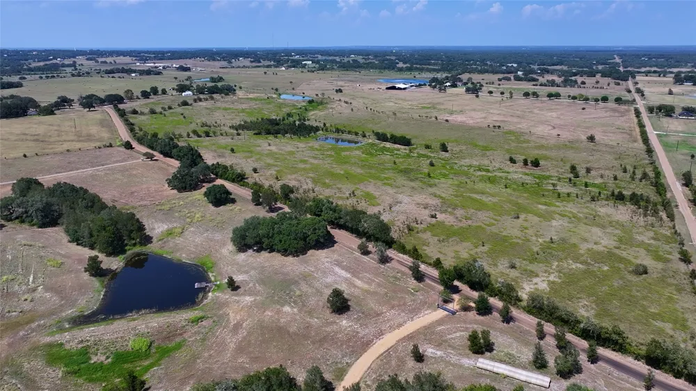 4 Guenther Road La Grange, TX 78945