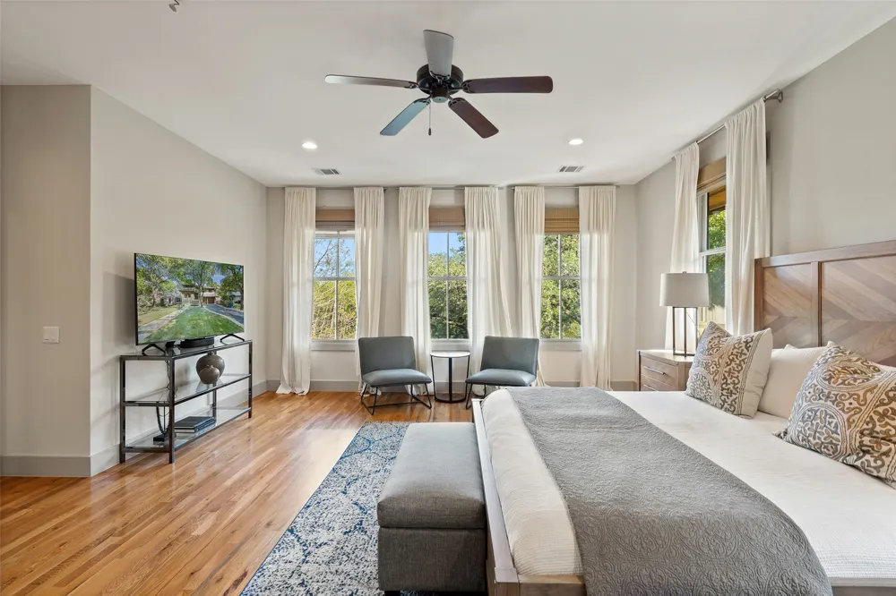 1907 McCall Road Austin, TX 78703