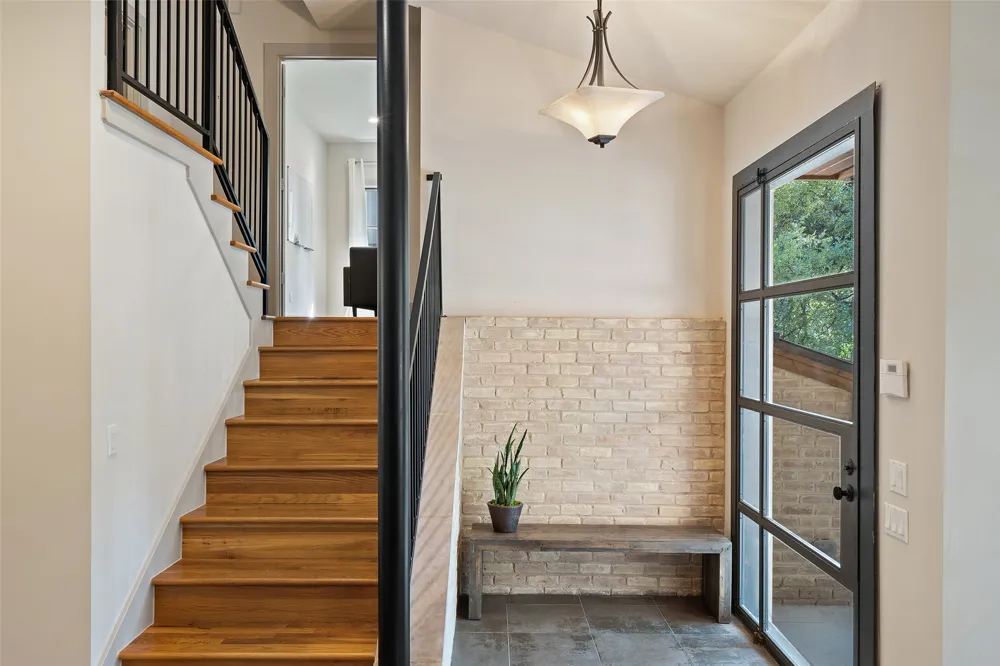1907 McCall Road Austin, TX 78703